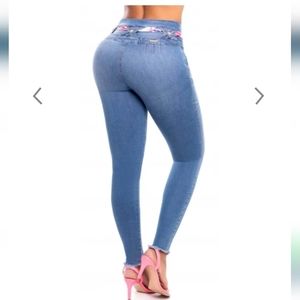 501645 jeans colombianos